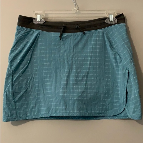 Mountain Hardwear Pants - MOUNTAIN HARDWEAR Skort, Lined Size Small